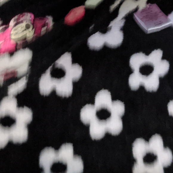 💜 cute 3T Disney Minnie Pink and black fleece jacket - Picture 6 of 7